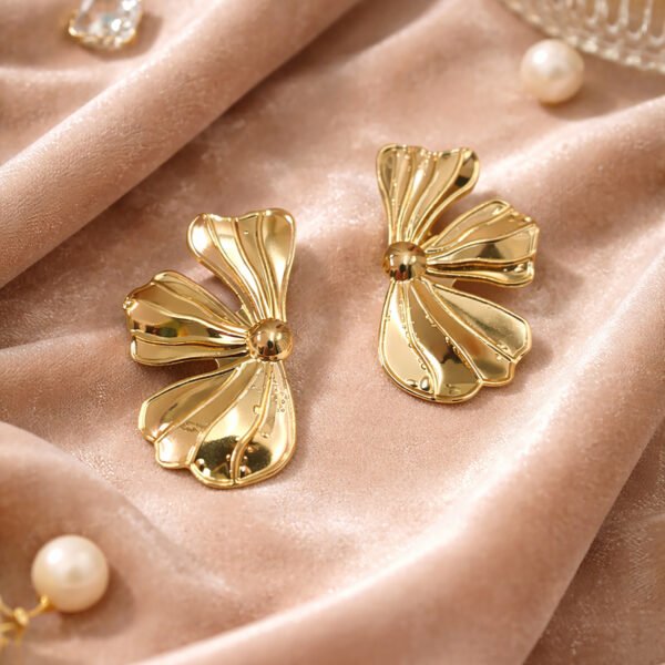 Golden Wings 02 4-4 Golden Wings Earrings | Anti-Tarnish Sculpted Gold Studs